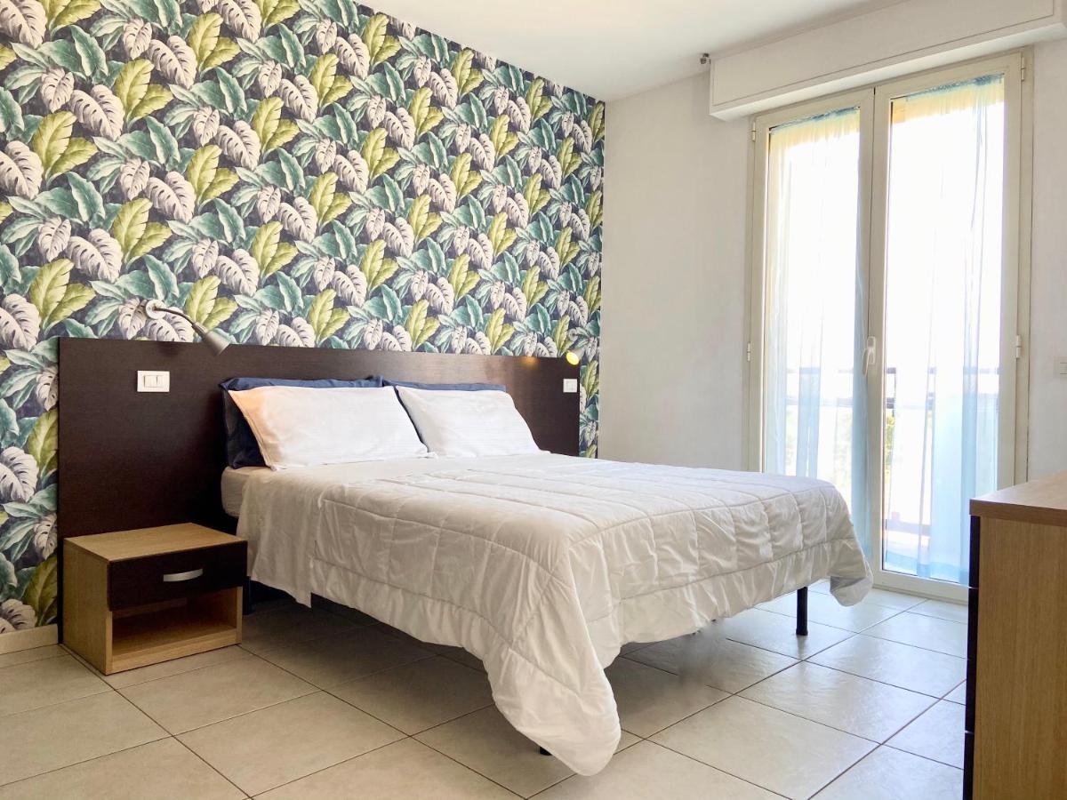 Residence Acqua Suite Marina Rimini Extérieur photo
