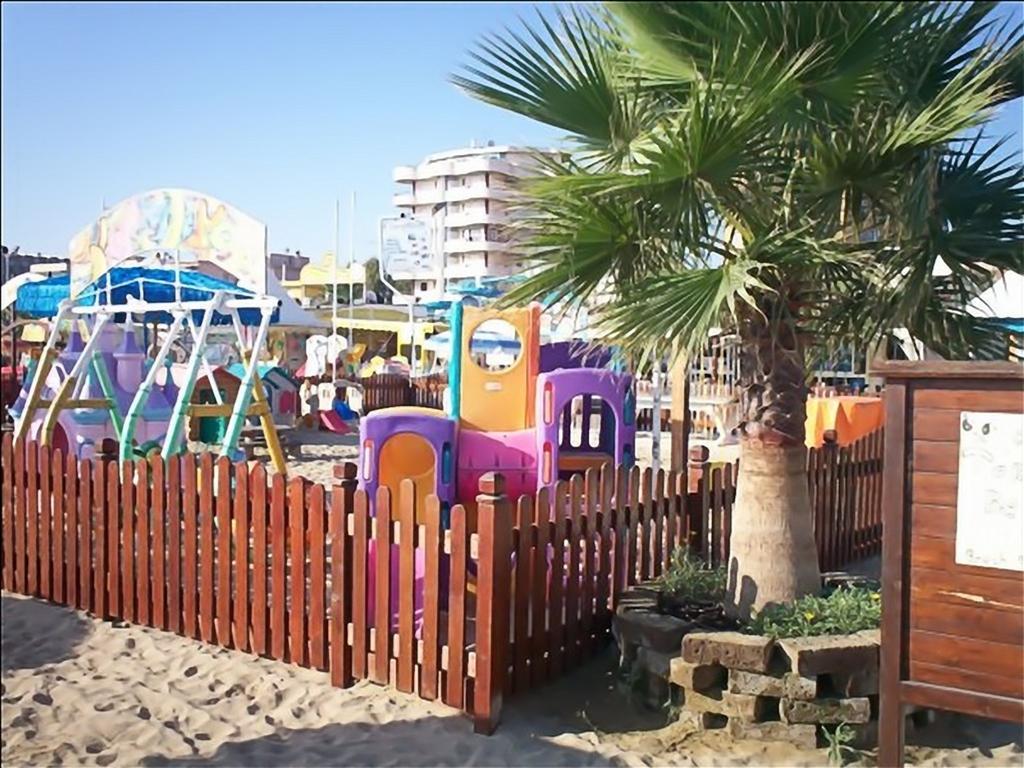 Residence Acqua Suite Marina Rimini Extérieur photo