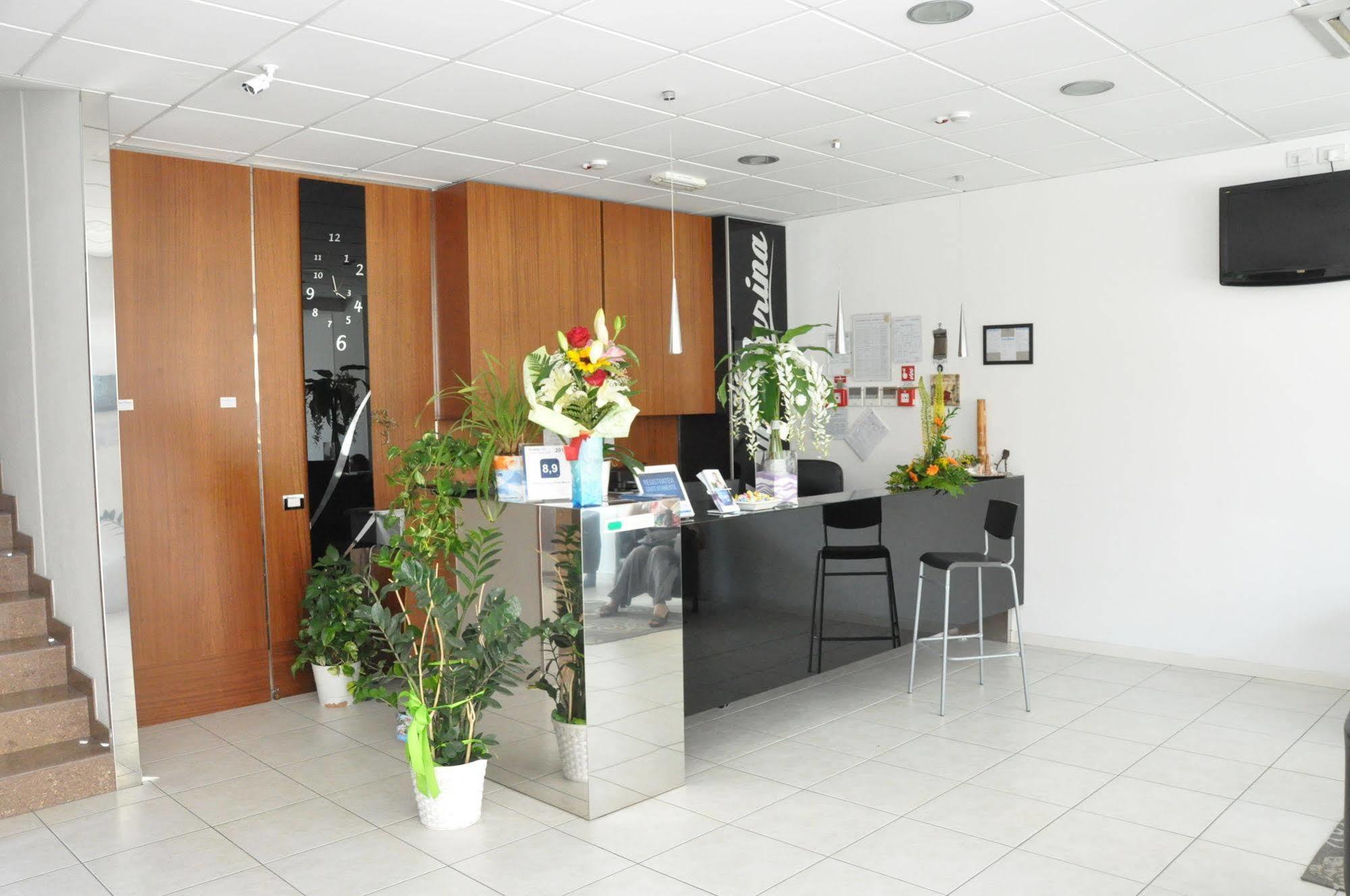 Residence Acqua Suite Marina Rimini Extérieur photo