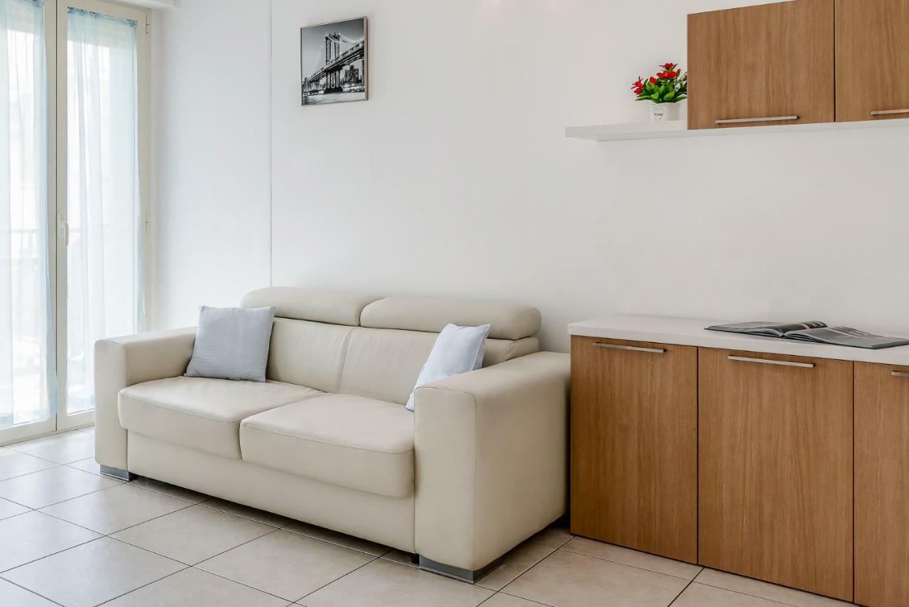 Residence Acqua Suite Marina Rimini Extérieur photo